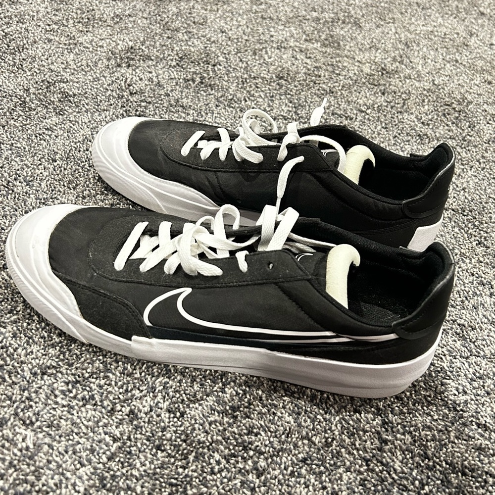 Nike Men’s Drop Type Black Sneakers